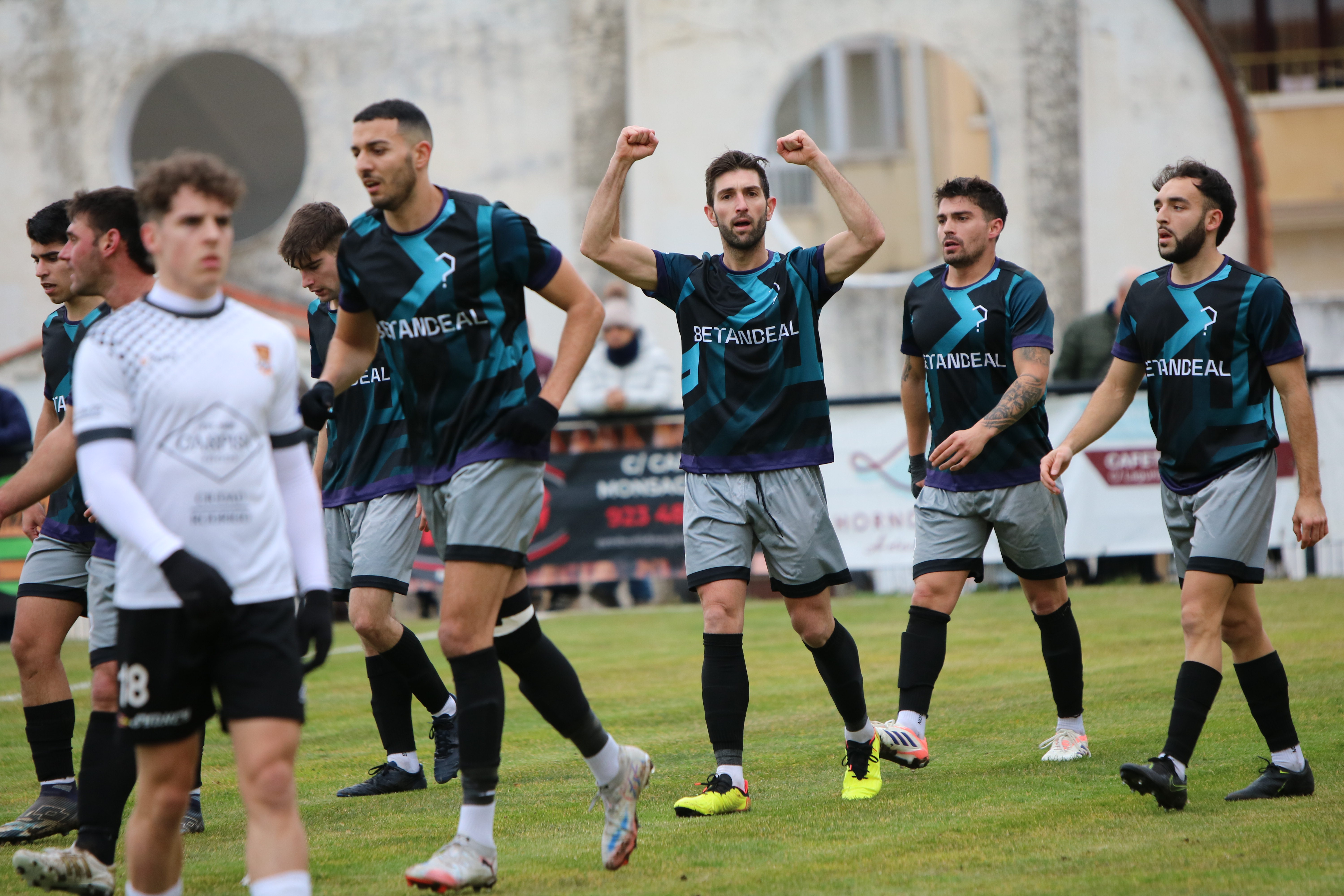 El Noname Club mereció más en Ciudad Rodrigo (1-1)