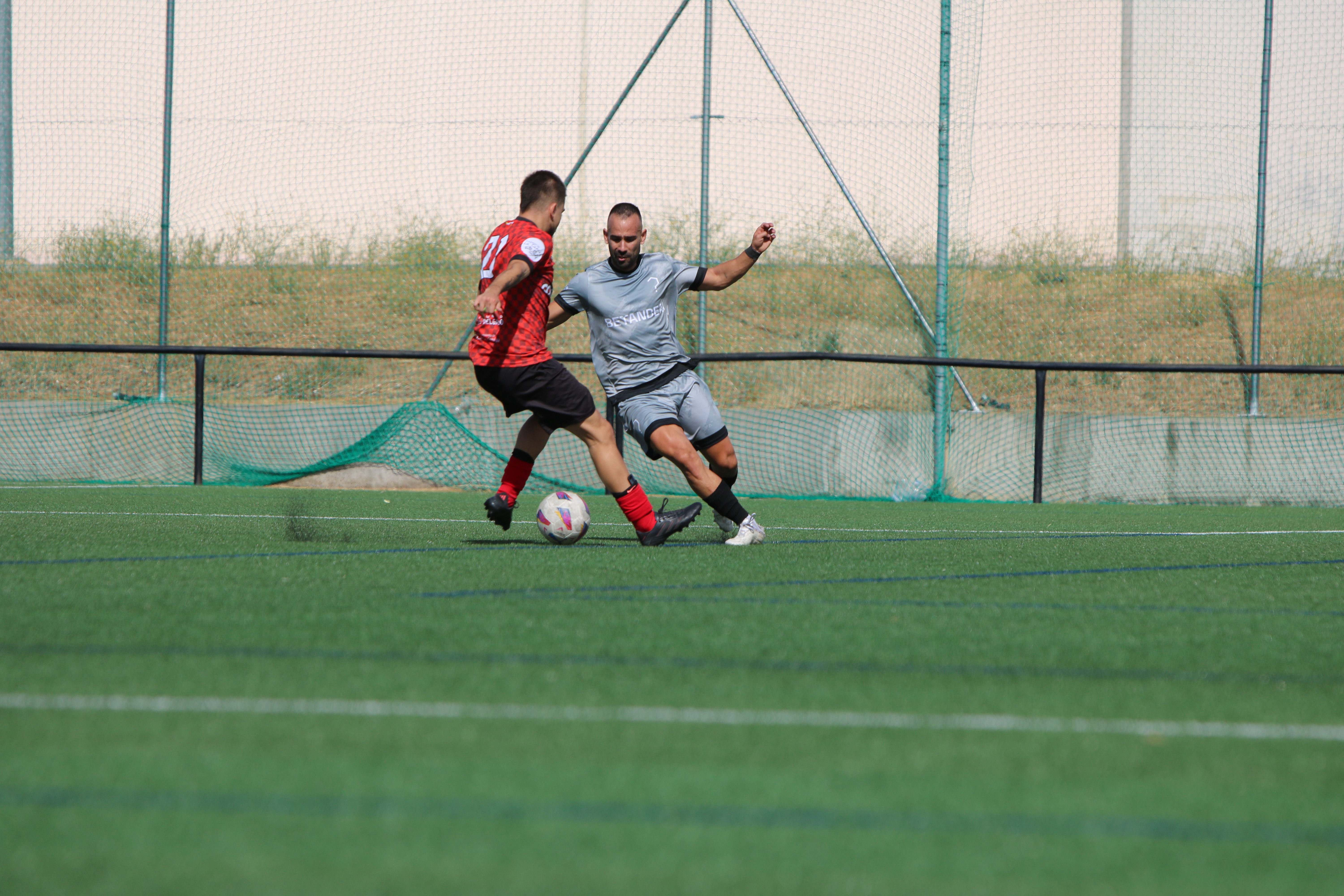 El Noname Club cae en su debut en regional